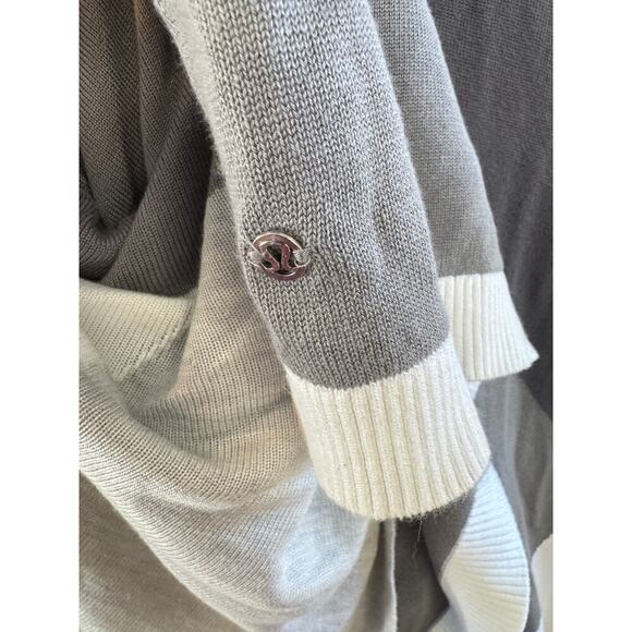 LULULEMON Hatha Wrap OSFA-OSFM Nebula / Raceway Grey / White EUC $128 MSRP - Picture 5 of 8